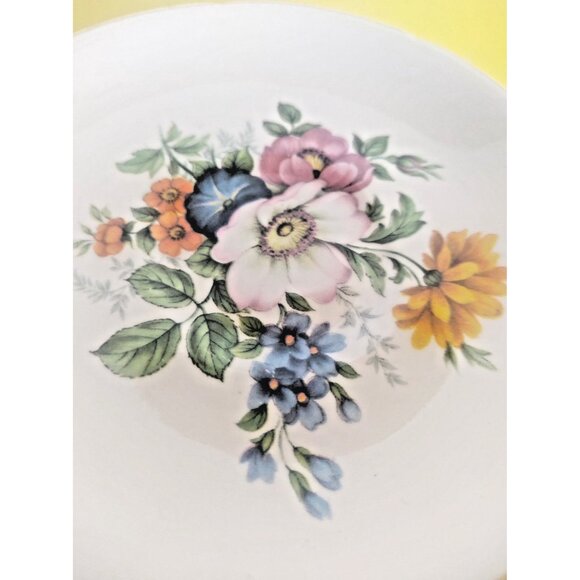 Vintage ROYAL GRAFTON Cup & Saucer Set Floral Bouquet on Pink 1950s - Picture 6 of 10